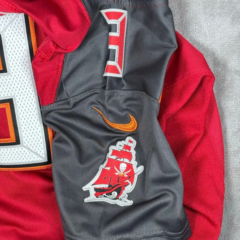 Nike Jameis Winston #3 Tampa Bay Buccaneers Youth M 10/12 NFL Football Jersey